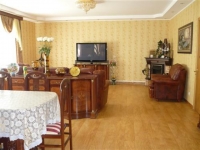 /photos/45047.jpg?w=640&h=480